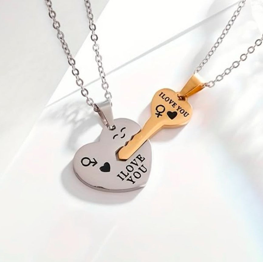 Set de 2 collares corazón y candado